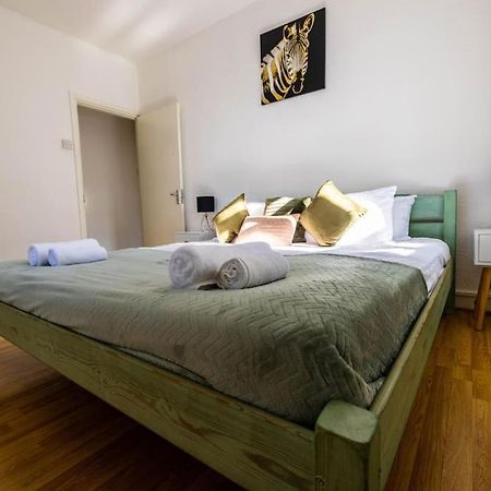 Pristine 3 Beds Hackney E9 Διαμέρισμα Λονδίνο Εξωτερικό φωτογραφία